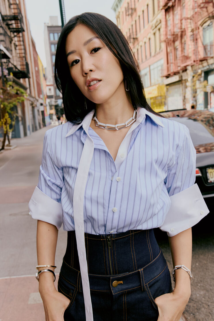 Laura Kim, Inside Talents
