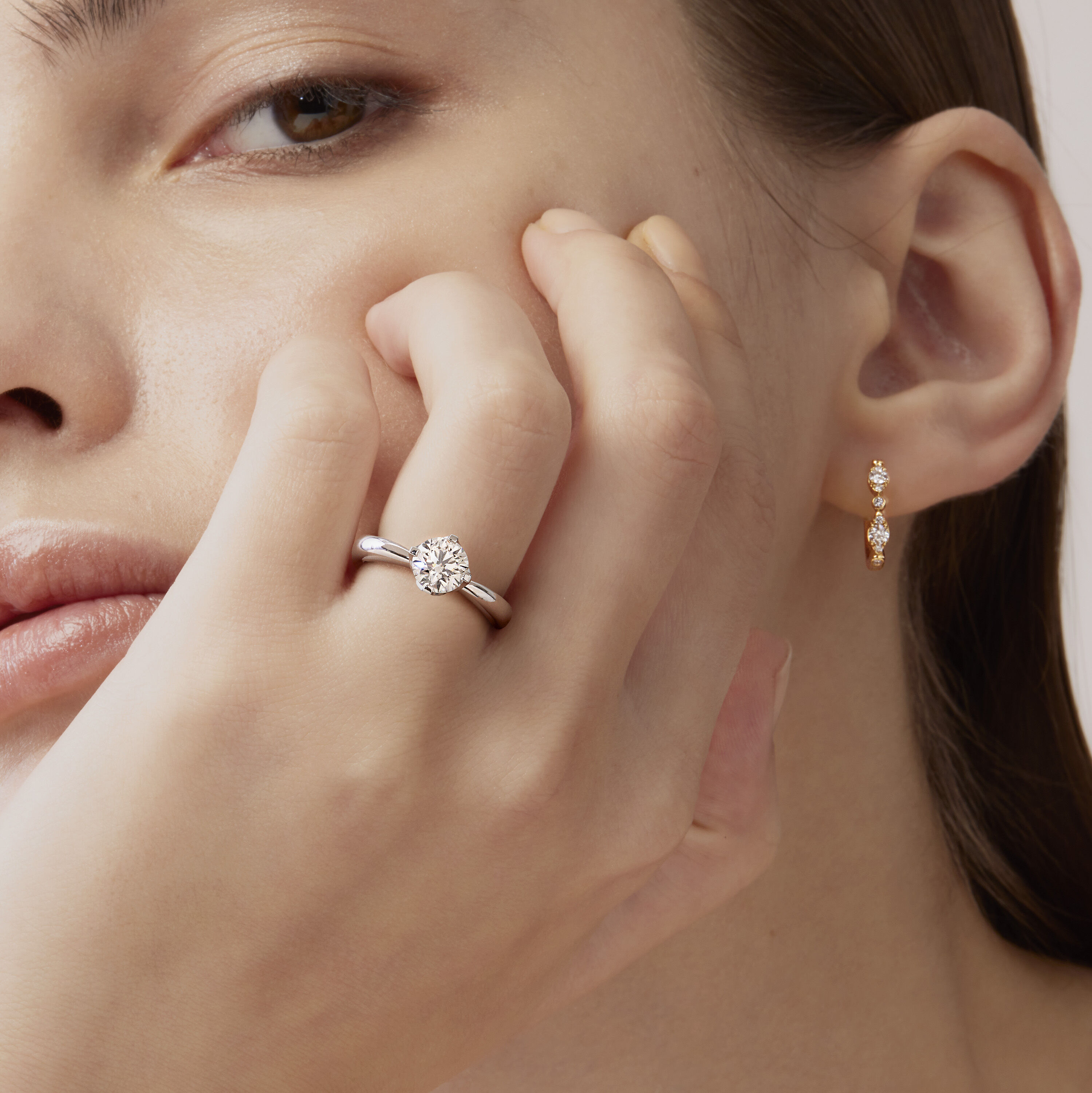 HOF Bezel Regal Huggie, 18K Yellow Gold, large