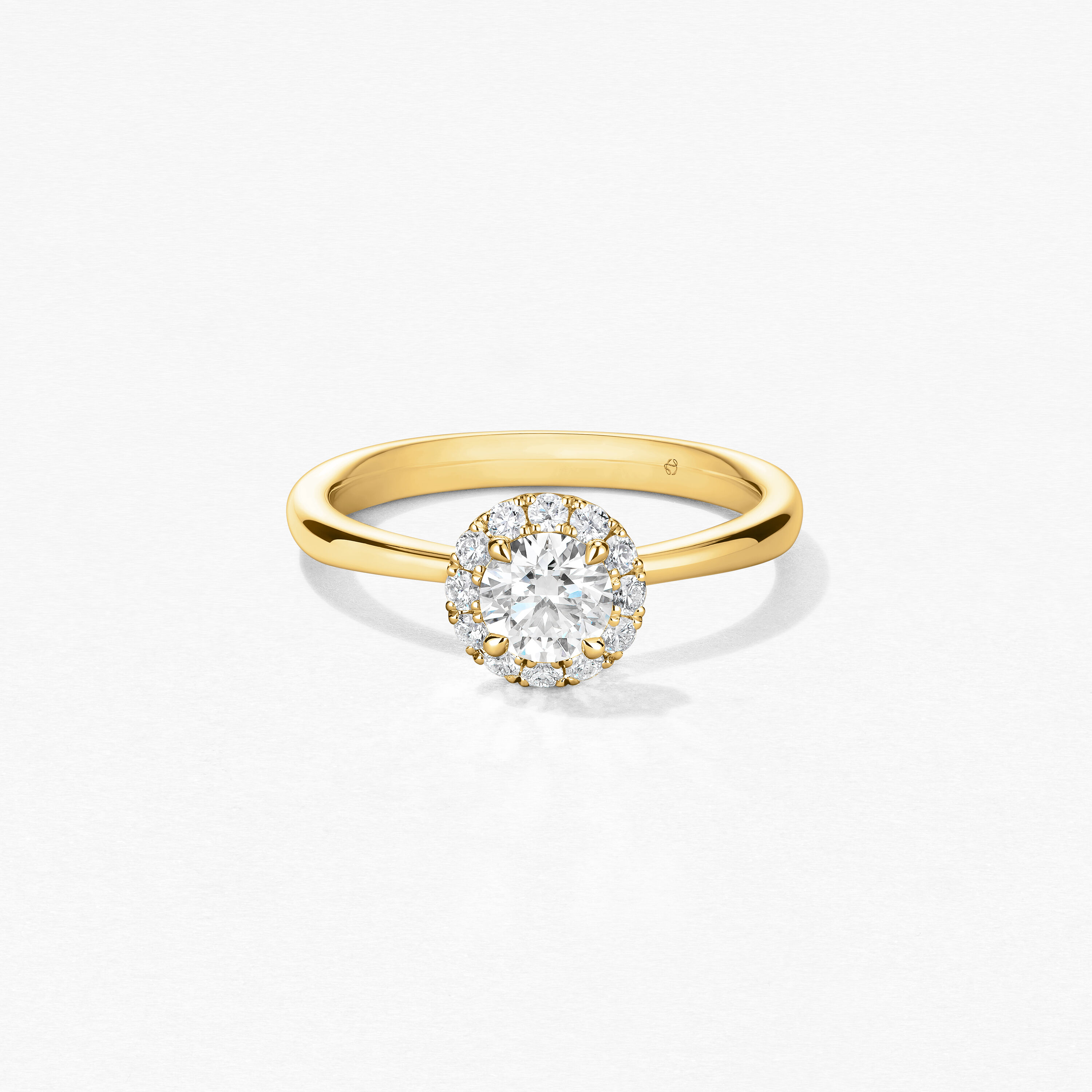 Vela Halo Ring, 18K Yellow Gold, large