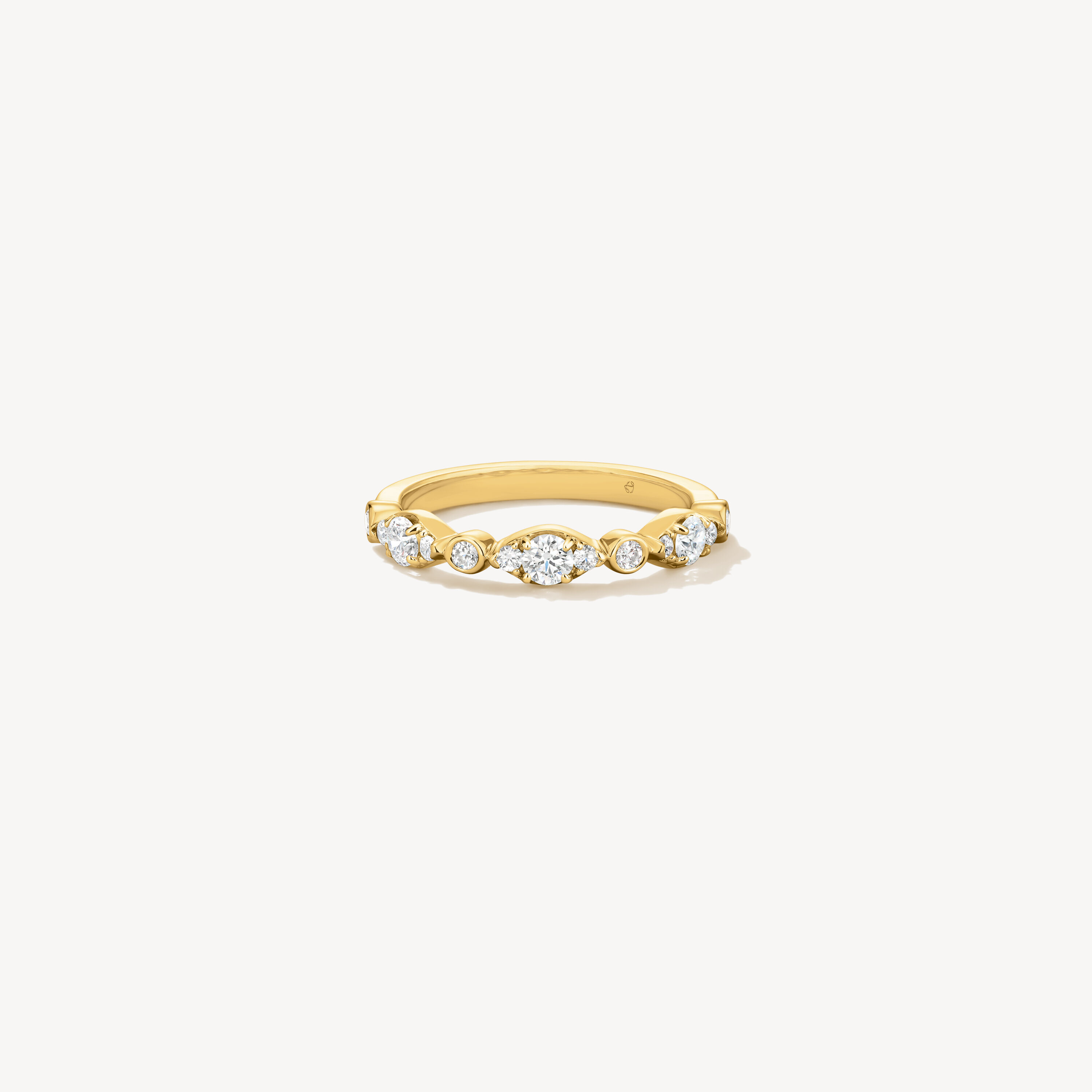 HOF Regal Bezel Band, 18K Yellow Gold, large