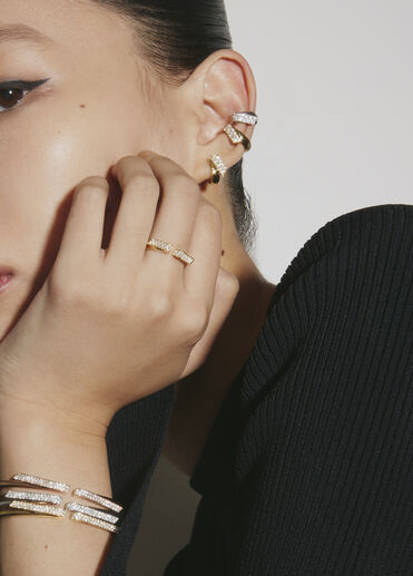 INSIDE/OUT Diamond Flexi Bangle, 18K Yellow Gold INSIDE/OUT Diamond Flexi Bangle, 18K Yellow Gold, large