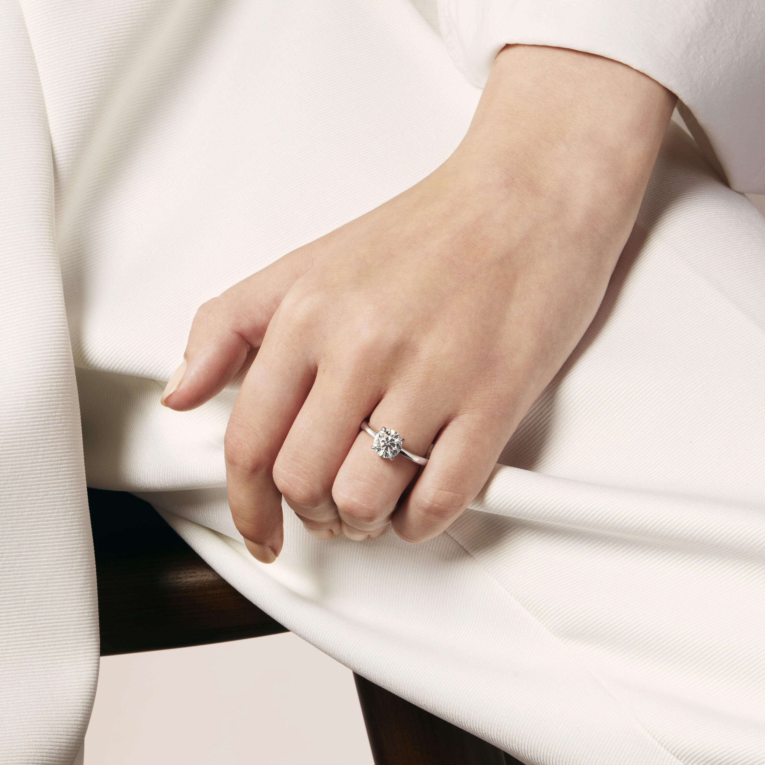 VELA Solitaire Ring, 18K Yellow Gold, large