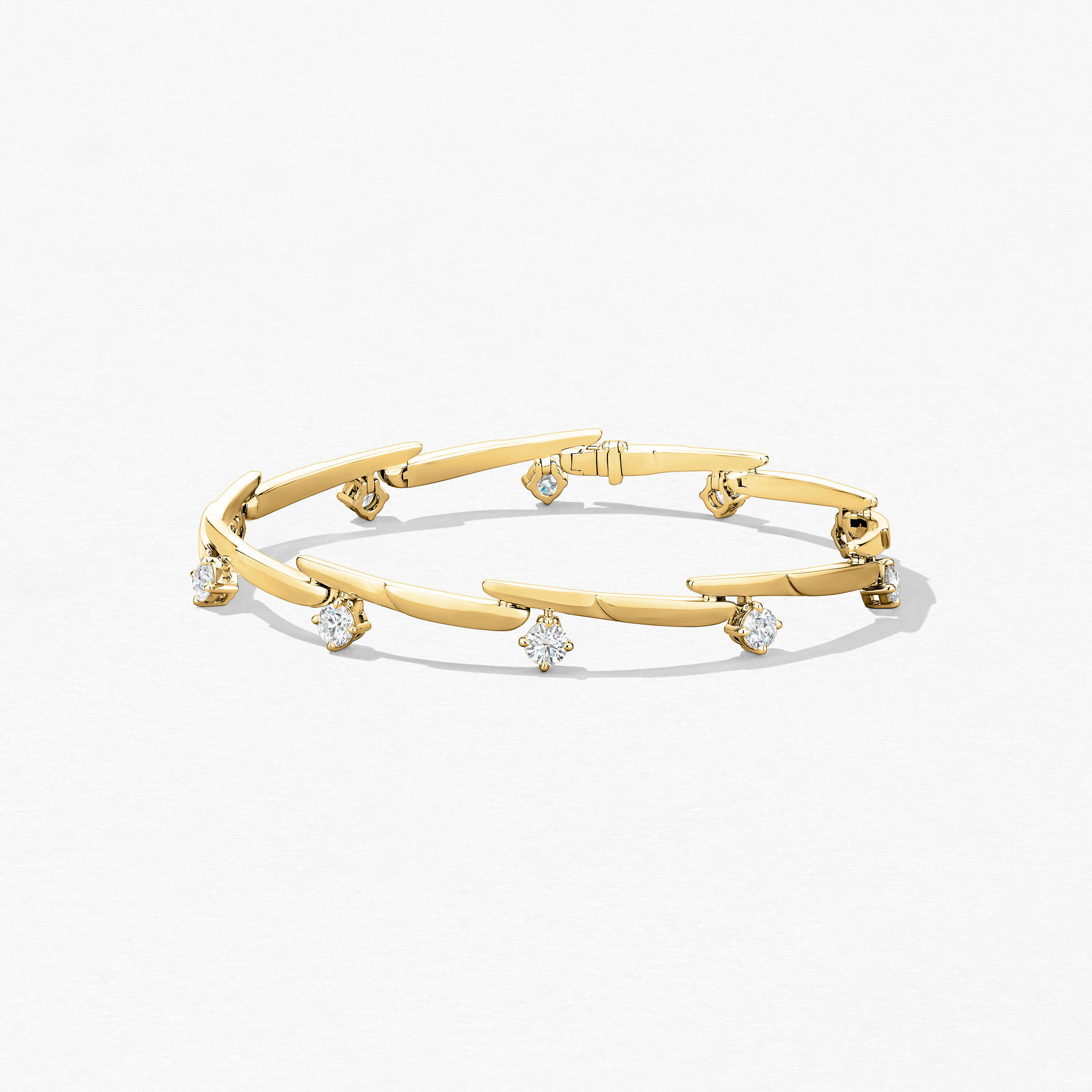 Vela Crossover Bracelet, 18K Yellow Gold, large