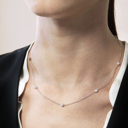 Signature Bezels By The Yard 7 Stone, 18K White Gold, large